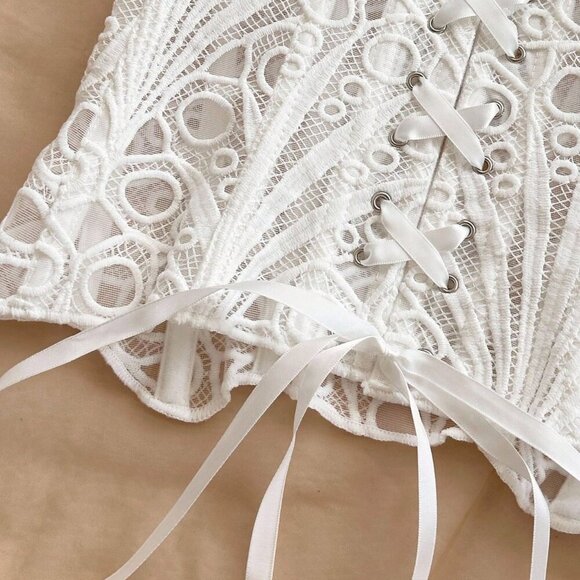 White Elegant Women's Lace Corset Top - Picture 4 of 8